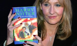 J.K. Rowling conocida escritora de la saga "Harry Potter"